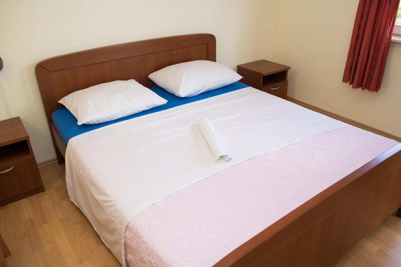 Apartment Dalmatien Raslina Εξωτερικό φωτογραφία