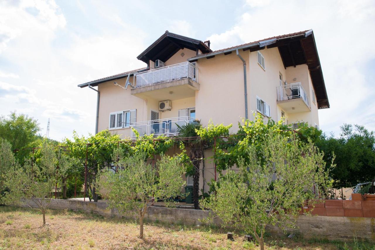 Apartment Dalmatien Raslina Εξωτερικό φωτογραφία