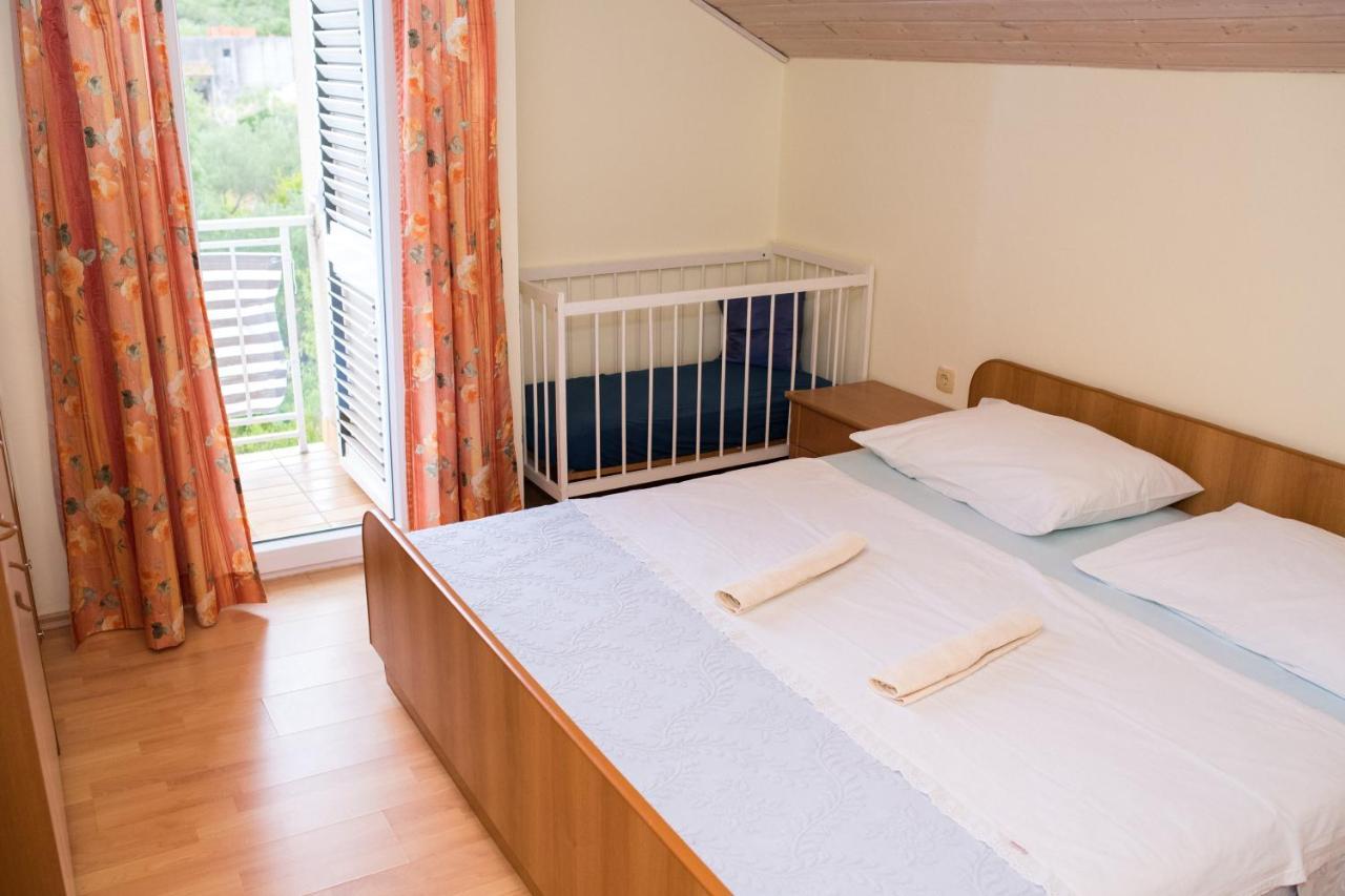 Apartment Dalmatien Raslina Εξωτερικό φωτογραφία