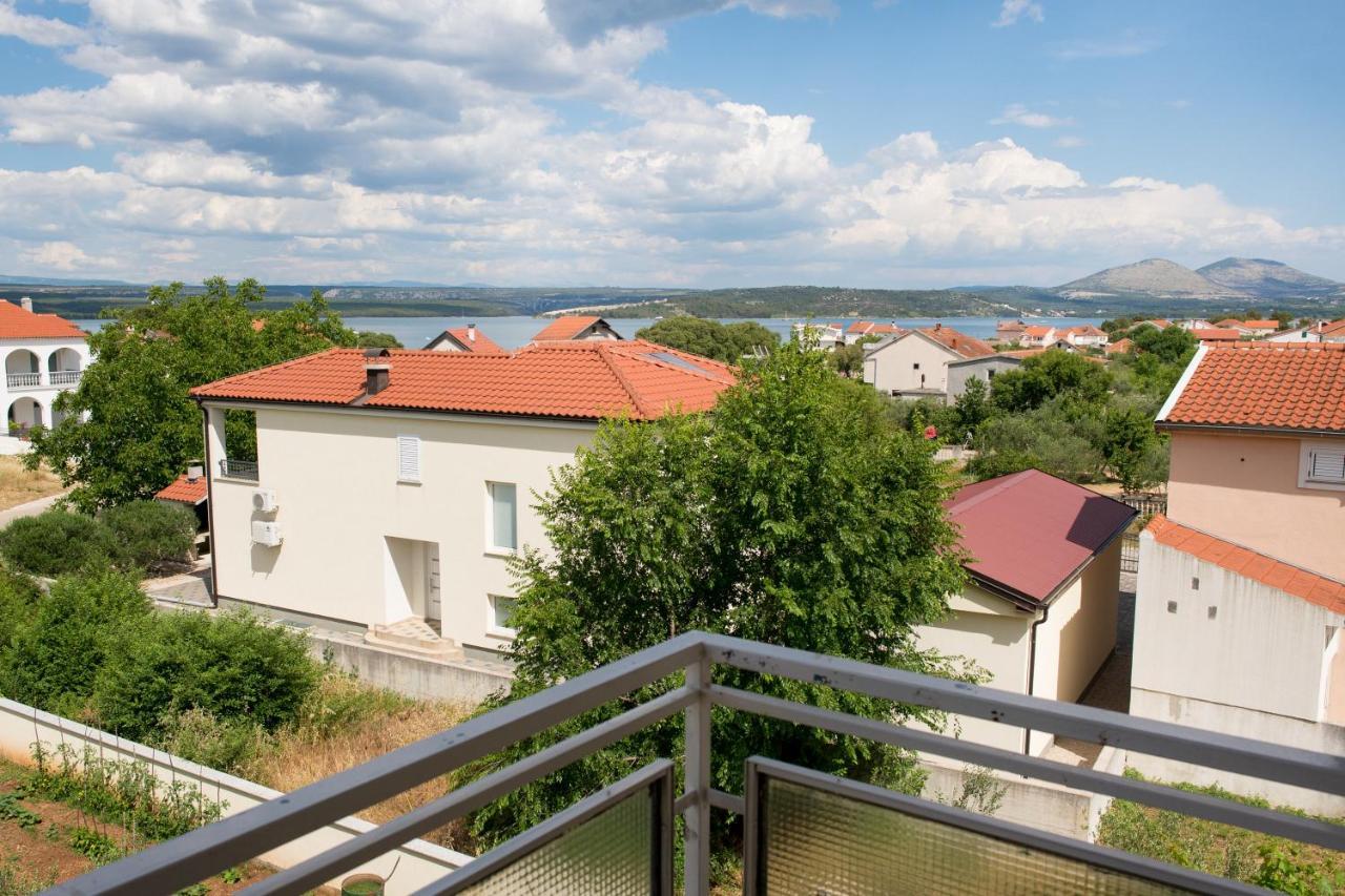 Apartment Dalmatien Raslina Εξωτερικό φωτογραφία