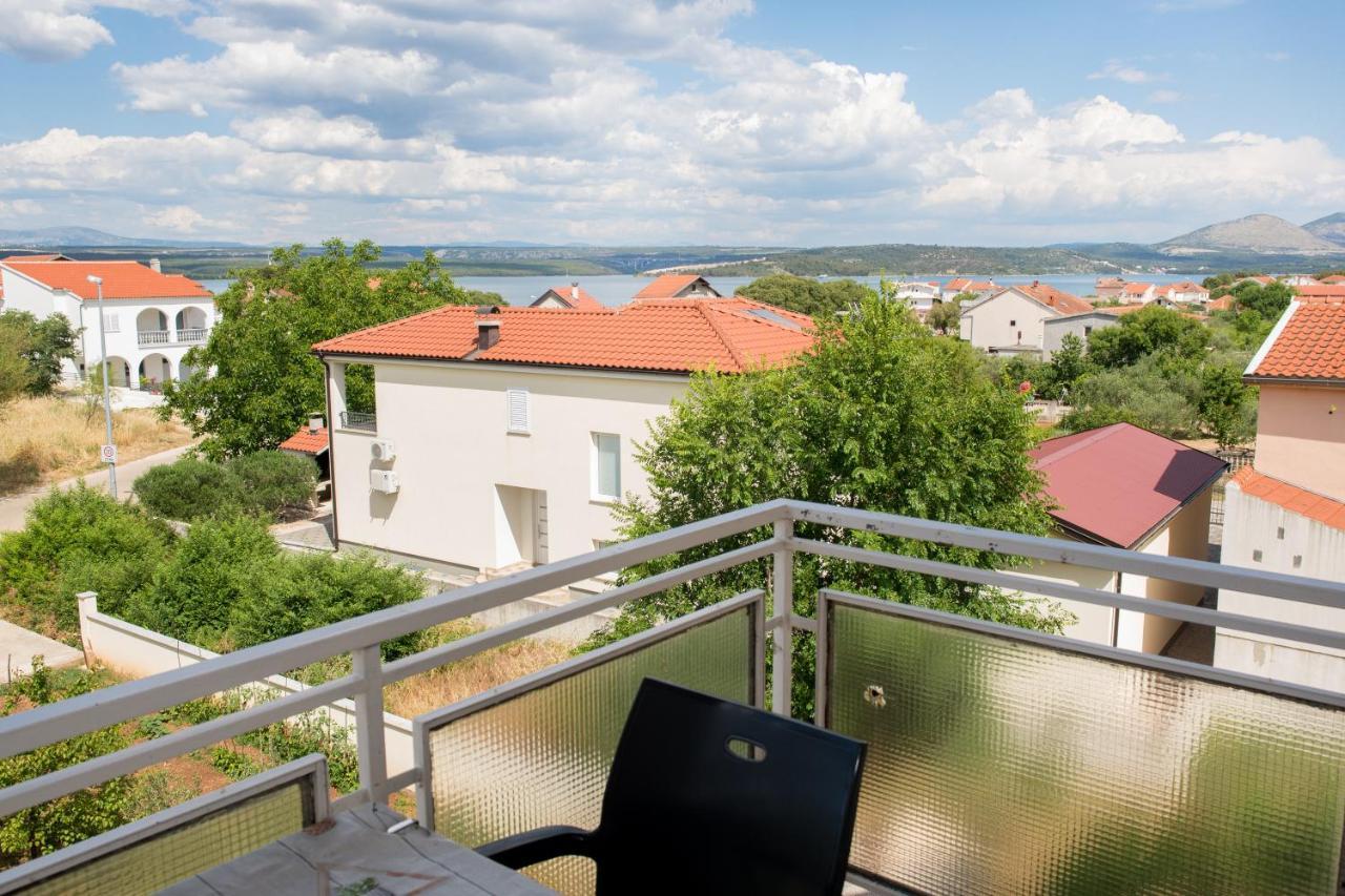 Apartment Dalmatien Raslina Εξωτερικό φωτογραφία