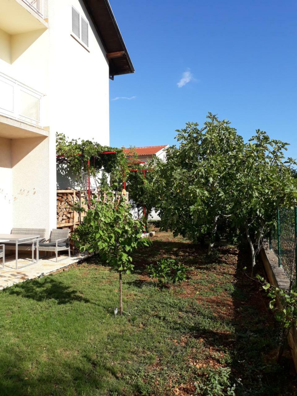 Apartment Dalmatien Raslina Εξωτερικό φωτογραφία